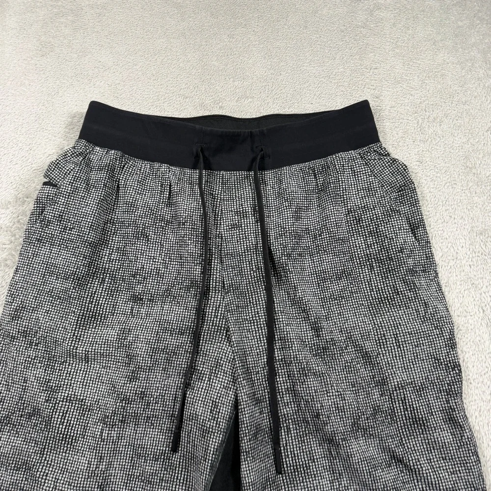 Lululemon THE Short 9